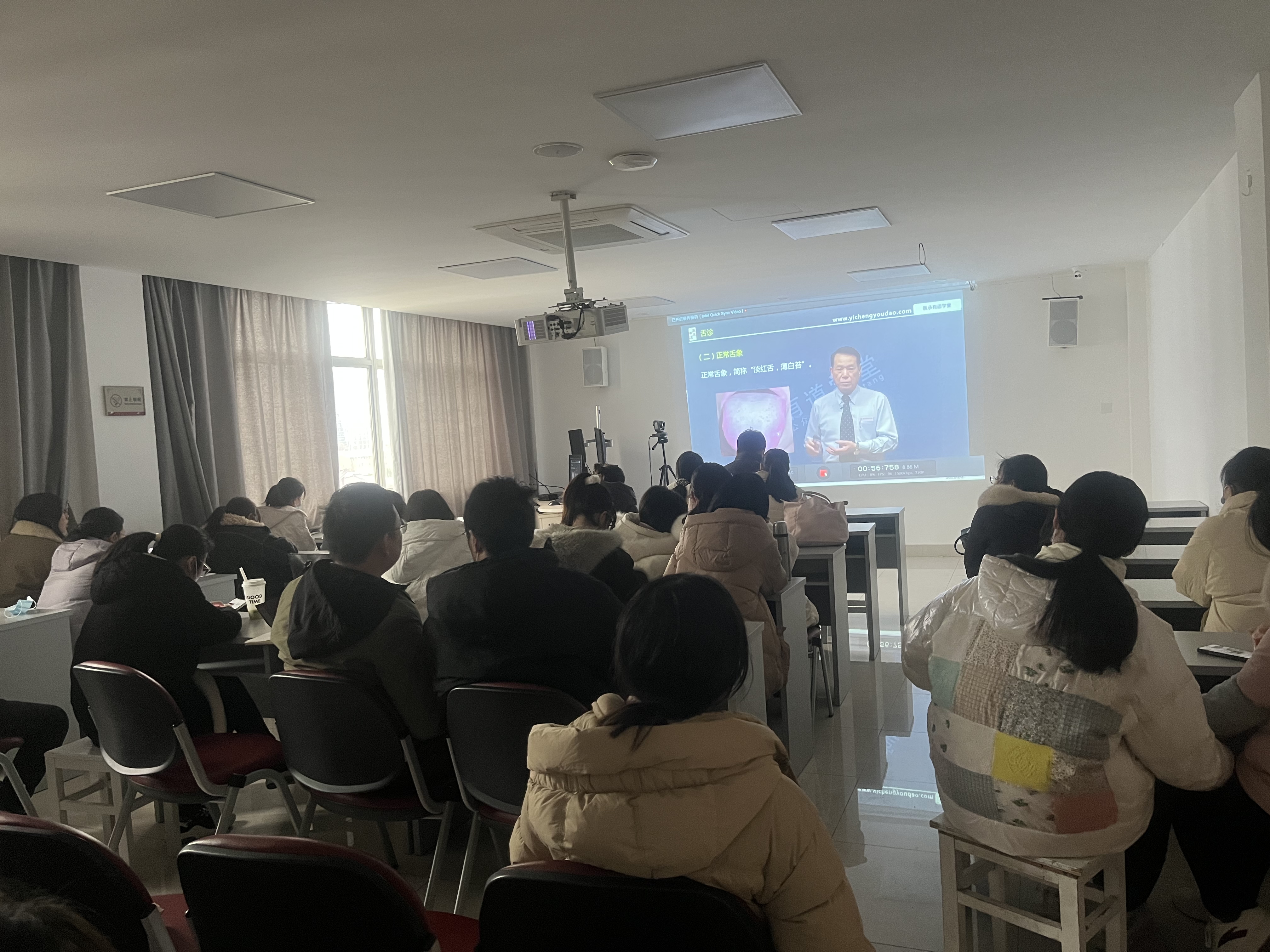 现场培训照片1.jpg